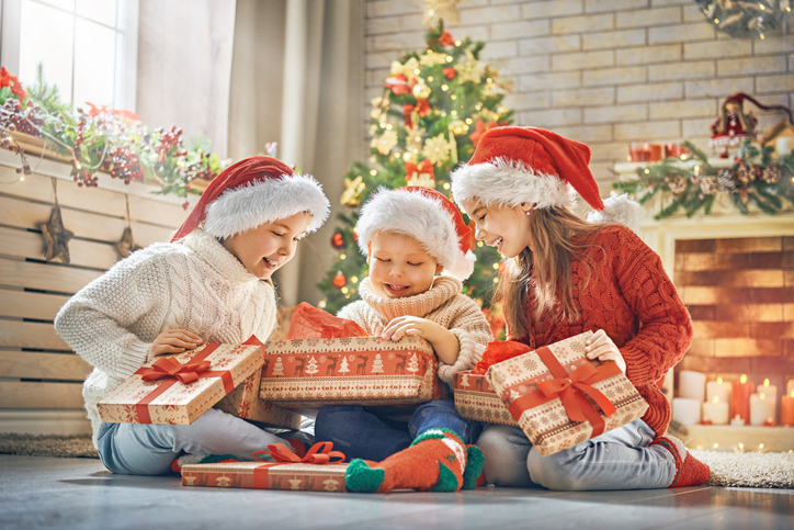 クリスマス会向け 幼児へのプレゼントに選びたいプチギフト選 Childgifts By Memoco